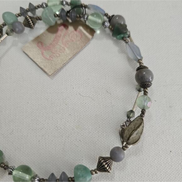 Treska Green and Silver Tones Wrap Collar Necklace New - Picture 4 of 4